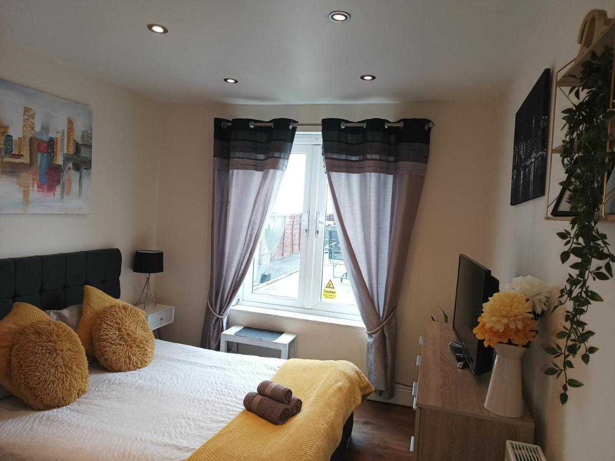 Roman Bank With Spa Bath, Terrace And Mermaid'S Teepee Skegness Esterno foto